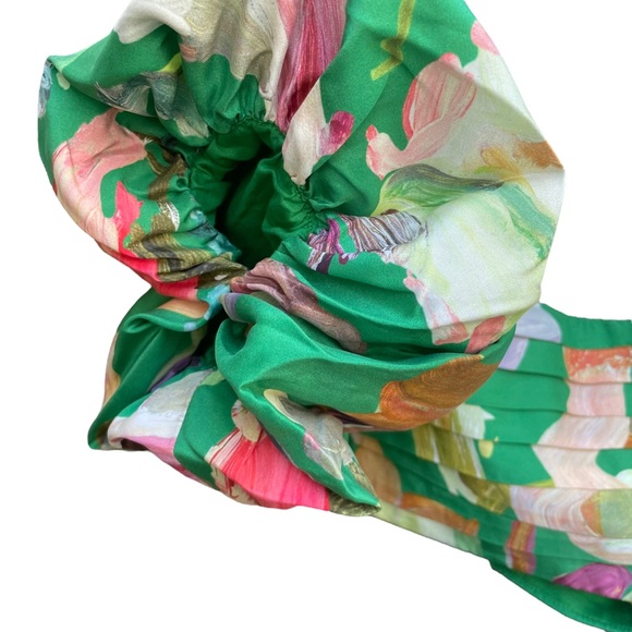 Alémais Arlo NWT Printed Off-the-Shoulder Silk Top Forrest - Picture 13 of 14